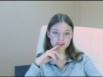 girl
        vivien_leight cam image #1119004