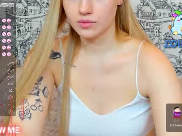 girl Nude Cam Girls Playing Games with amelliaplay