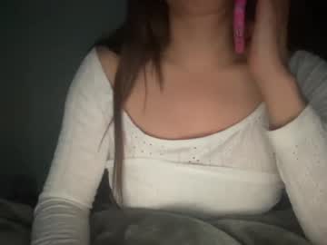 girl
        ovaana5 cam image #3452221