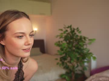 girl
        your_kat cam image #1726417