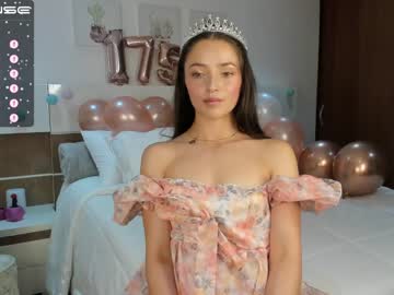 girl
        gabrielaa_18 cam image #1759495