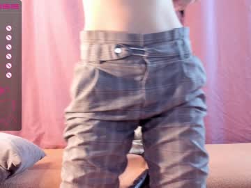 girl
        olessimango cam image #528657