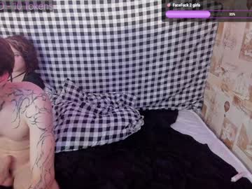 couple
        mmeeowww cam image #5654772
