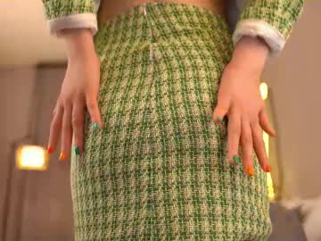 girl
        dietmountaindew_ cam image #6835406