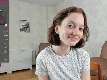 girl
        constancefyr cam image #2088574