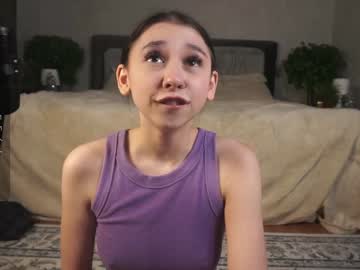 girl
        zarascarlett cam image #5786619
