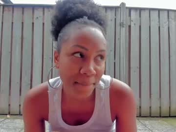 girl
        therainqueen cam image #1481777