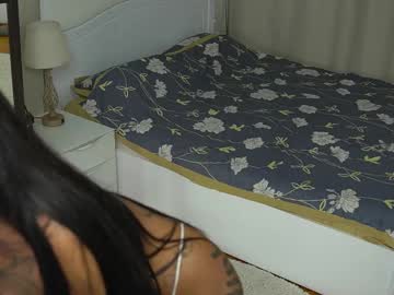 girl
        butter_f1y cam image #6791501