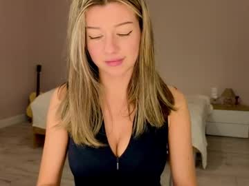 girl
        lenamuti cam image #5542241