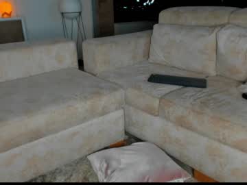 girl
        swt_molly cam image #1278173