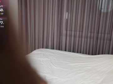 girl
        little_lola18 cam image #5075530