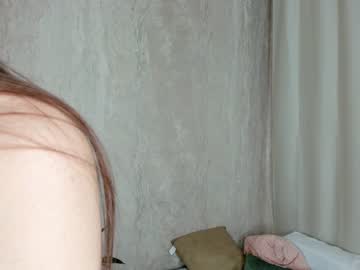 girl
        cutie_ghostie cam image #3529817