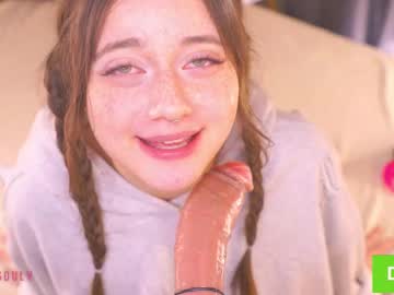 girl
        deepsouly cam image #6642113
