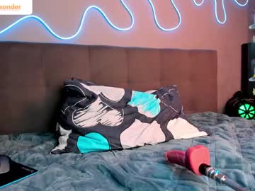 girl
        alexyakitsune cam image #4481282