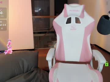 girl
        akina520 cam image #4959277