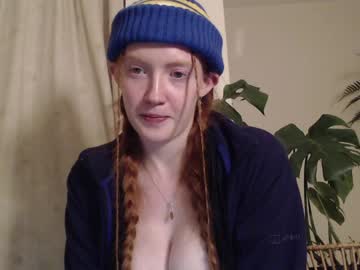 girl
        dominiquemystique cam image #2610882