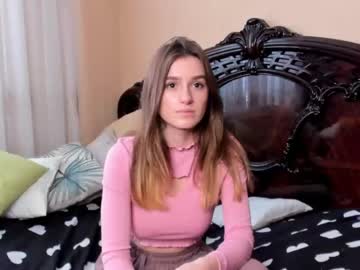 girl
        sylviawatson cam image #661553