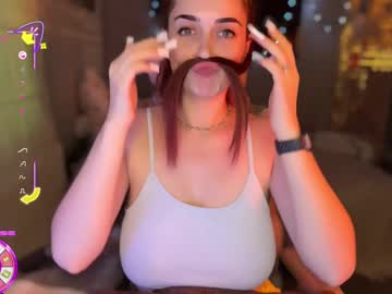 girl
        ps4pro cam image #6615807