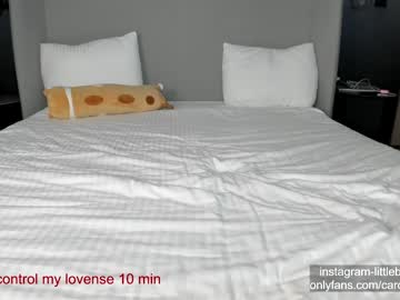 girl
        carolinaherera cam image #2783355