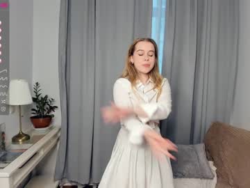 girl
        ethei_call cam image #1849349