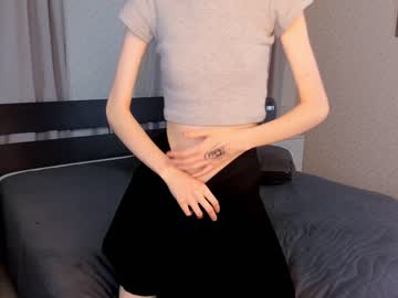 girl
        rudiflow cam image #3184322