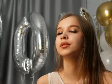 girl
        yeepshyy cam image #5507441