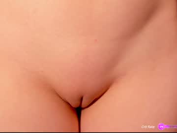 girl
        _witch__ cam image #5079537