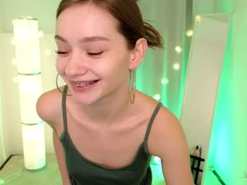 girl
        bless_sheila cam image #2662044