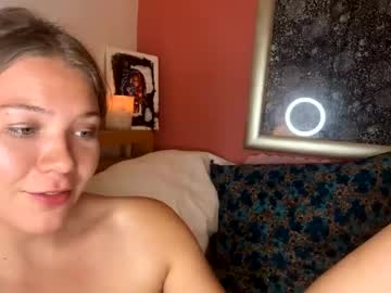 girl
        amaraelise cam image #6744237