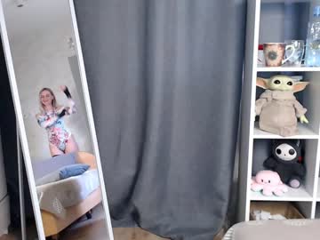 girl
        anjelahill cam image #1749106