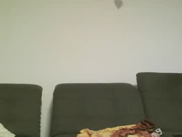 couple
        twdftwd1 cam image #1942257