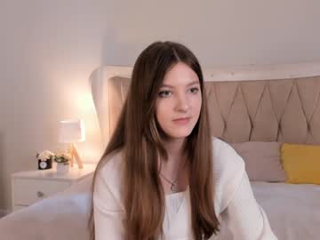 girl
        ohwherearemymanners cam image #3963975