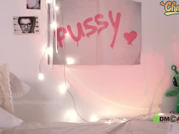 girl
        _deepthroatgalactica cam image #4535704