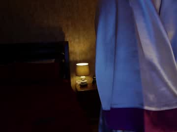 girl
        karrin cam image #6699829