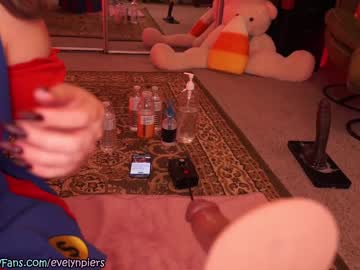girl
        evelynpiers cam image #2532798