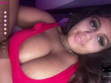 girl
        blackgurlkitty cam image #941414