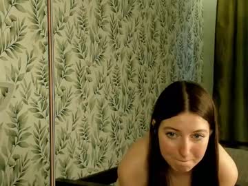girl
        udelabrougham cam image #6147516