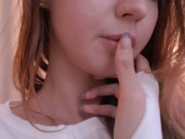 girl
        muffinllover cam image #1602683