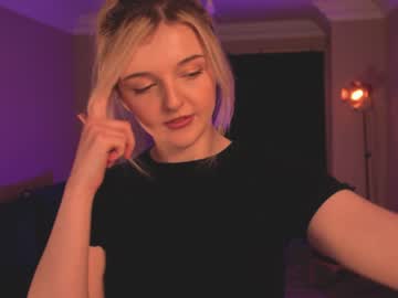 girl
        lucydelovely cam image #3259146