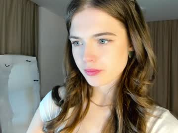 girl
        lilienblume cam image #5389711