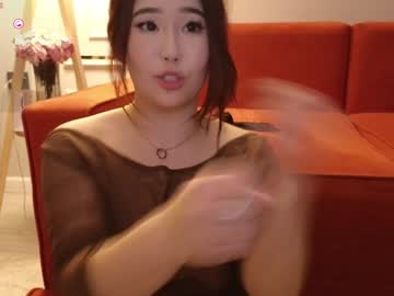 girl
        ki_mi cam image #5139424