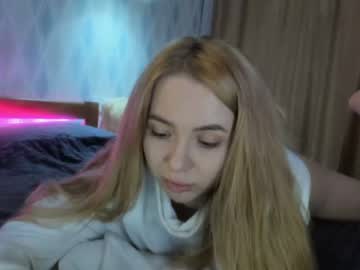 girl
        meryfoxxx cam image #786916