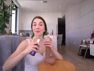girl
        bailey_eilish cam image #5533557