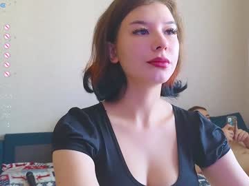 couple
        k1tty_cute cam image #5057721