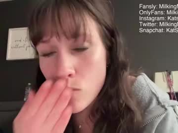 girl
        milkingmommy cam image #1081476