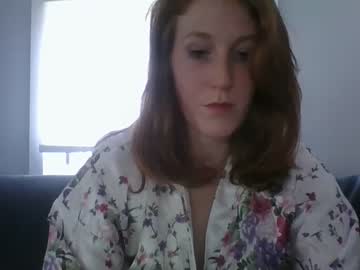 couple
        gingersnaplovexo cam image #2696142