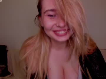 girl
        sweetmila1 cam image #4096646