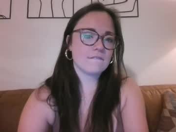 girl
        britznayy cam image #5457801
