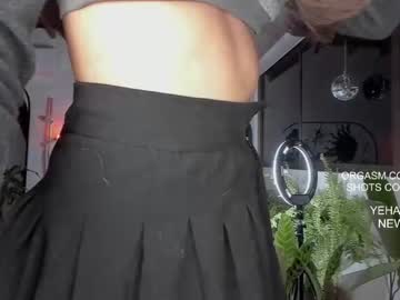 girl
        lonelly_lolly98 cam image #775253