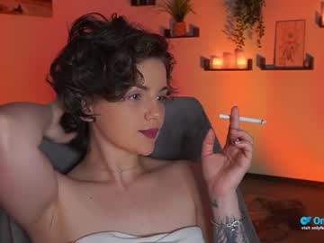 girl
        tiffanyriox cam image #1708873